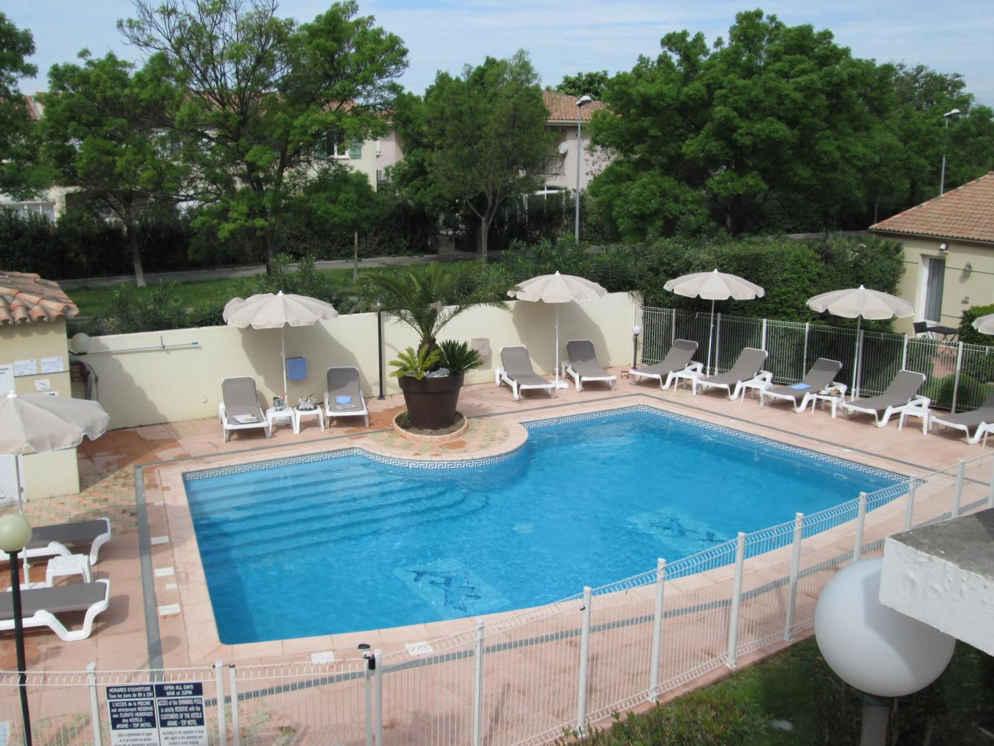 Top Motel Истр Экстерьер фото